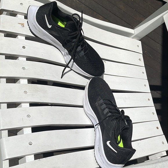 ☀️Nike Pegasus 38 Size 7.5 Black & White - Picture 3 of 6